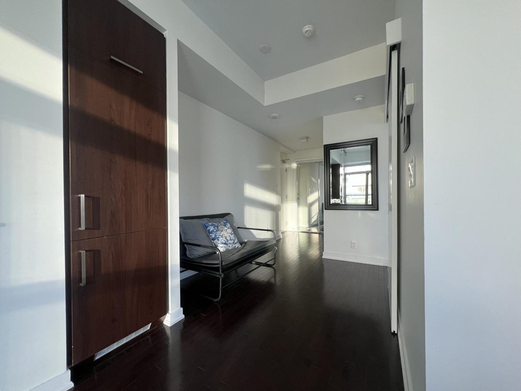 Grand Royal Suites Торонто Стая снимка